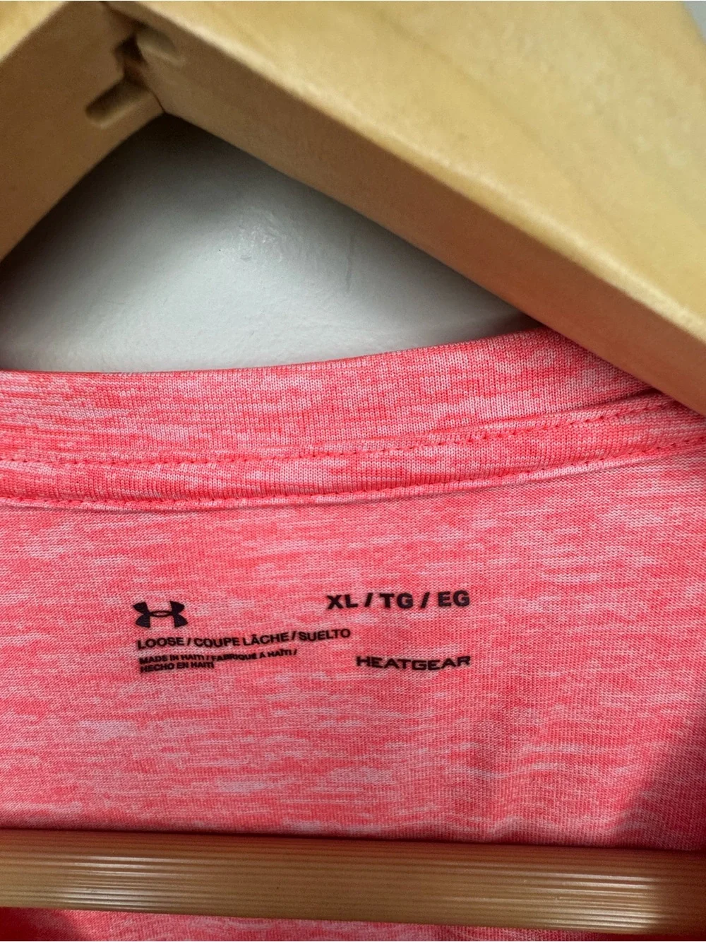 Under Armour HeatGear T Shirt Women’s XL Pink Athletic Workout Gym Loose Fit Top - Picture 6 of 8